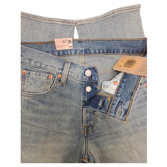 NWT Levi’s 501 Original Fit Men’s Jeans - Light Wash - Multiple Sizes - Picture 4 of 13